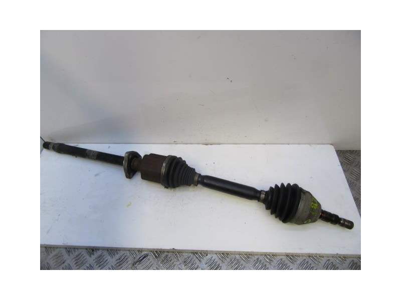 Recambio de transmision delantera derecha para opel astra 1.9 cdti referencia OEM IAM 374552  