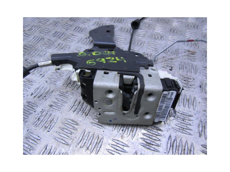 Recambio de cerradura pta. del. dch. : fiat freemont : 2.0 jtd (104,69cv) [2016] para fiat freemont 2.0 jtd referencia OEM IAM P