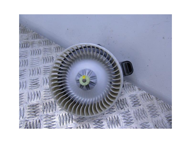 Recambio de motor calefaccion : fiat freemont : 2.0 jtd (104,69cv) [2016] para fiat freemont 2.0 jtd referencia OEM IAM 8192AYCO