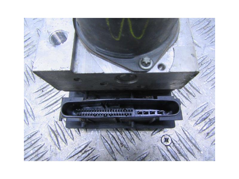 Recambio de abs : renault megane : 2.0 g (135,28cv) [2006] para renault megane 2.0 g referencia OEM IAM 0265234468  