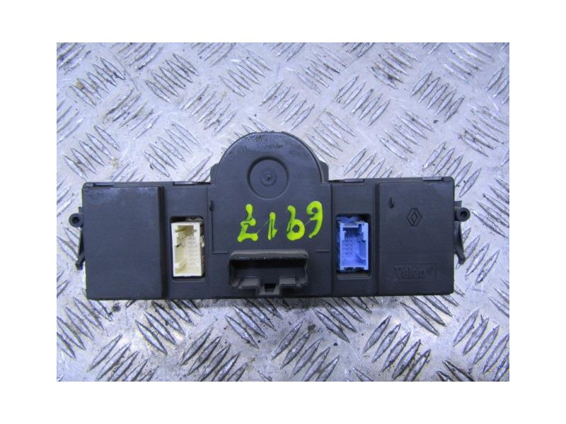 Recambio de mandos calefaccion : renault megane : 2.0 g (135,28cv) [2006] para renault megane 2.0 g referencia OEM IAM 820041390
