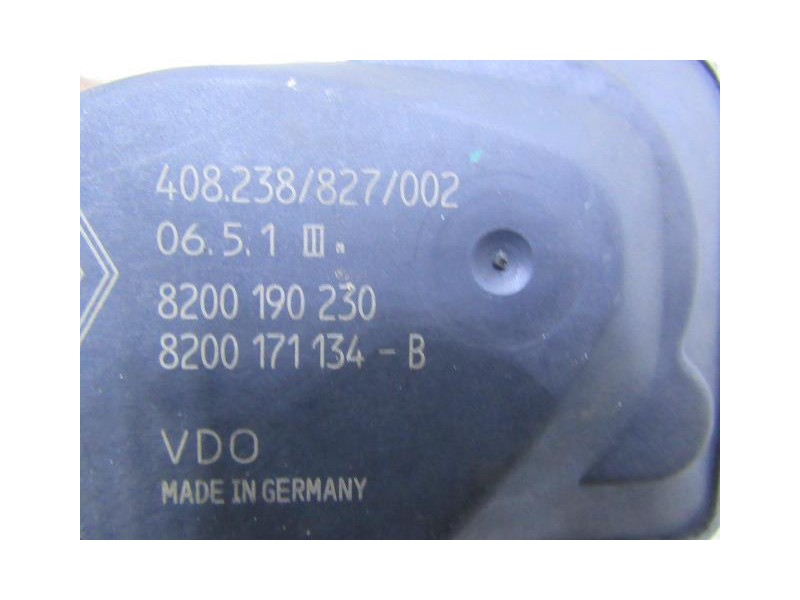 Recambio de caja mariposa : renault megane : 2.0 g (135,28cv) [2006] para renault megane 2.0 g referencia OEM IAM 8200190230  