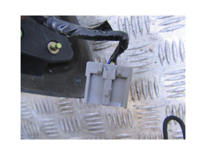 Recambio de retrovisor izq : nissan almera : 1.8 g -qg18 (114,21cv) 4p [2001] para nissan almera 1.8 g -qg18 referencia OEM IAM 