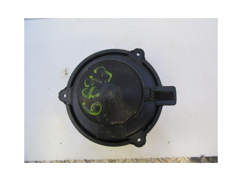 Recambio de motor calefaccion : kia sorento : 2.5 crdi (140,04cv) [2004] para kia sorento 2.5 crdi referencia OEM IAM   