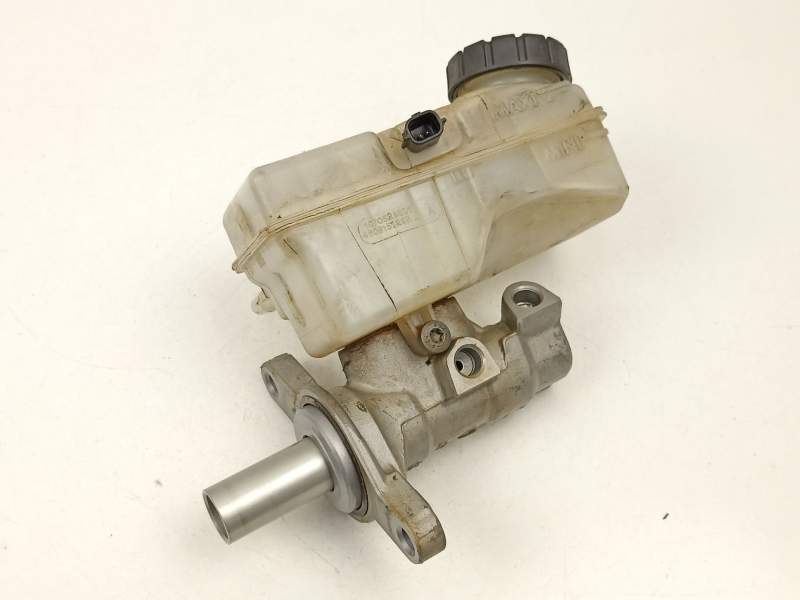 Recambio de bomba de freno para dacia duster (hs_) 1.5 dci 4x4 referencia OEM IAM 460112629R  