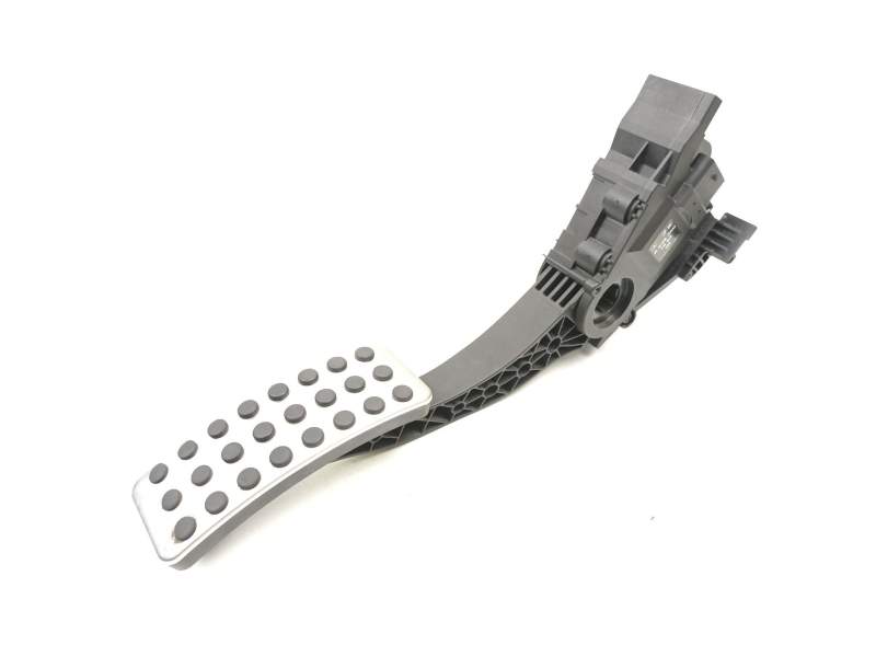 Recambio de potenciometro aceleracion para mercedes-benz clase a (w176) a 200 cdi (176.001) referencia OEM IAM A2463001604  