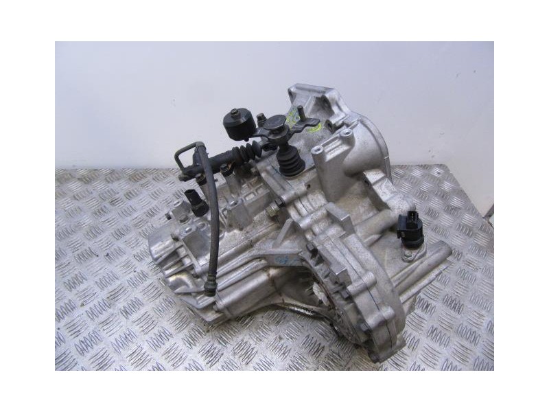 Recambio de cambio 5v (gasolina) : hyundai elantra : 1.6 g (104,96cv) [2007] para hyundai elantra 1.6 g referencia OEM IAM J6187