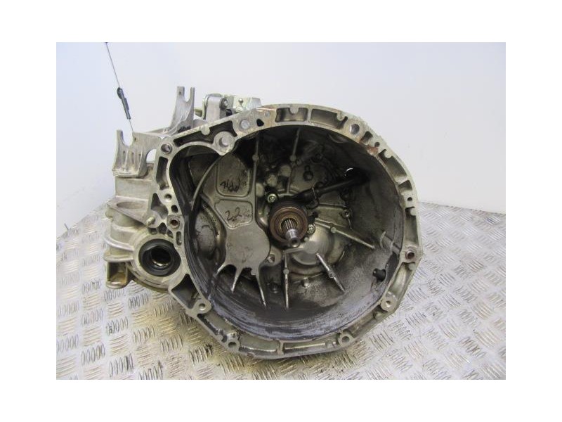 Recambio de cambio 6v (gasolina) : renault megane : 2.0 g (135,28cv) [2006] para renault megane 2.0 g referencia OEM IAM NDO014.