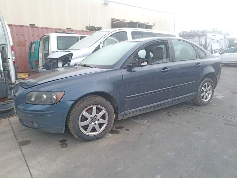 VOLVO S40 II (544)