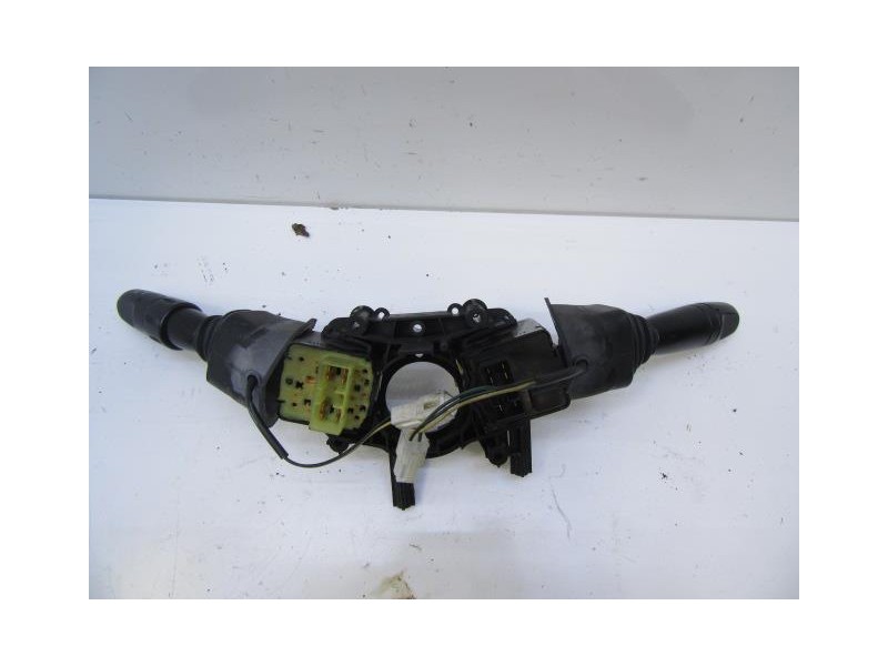 Recambio de mando luces y limpias : daewoo tacuma : 1.6 g (104,69cv) [2004] para daewoo tacuma 1.6 g referencia OEM IAM   