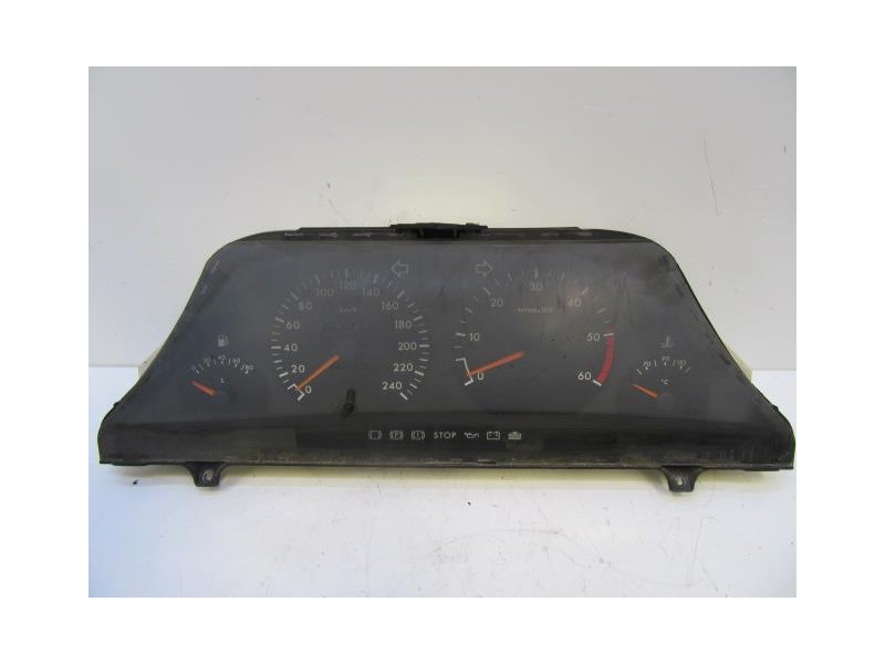 Recambio de cuadro instrumentos : peugeot 605 : 1.9 d 12v [1993] para peugeot 605 1.9 d 12v referencia OEM IAM 9602580380  