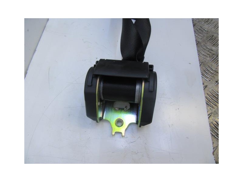 Recambio de cinturones  delanteros : bmw 320 : 2.0 td (149,56cv) [2003] para bmw  320 2.0 td referencia OEM IAM IZQUIERDOYDERECH