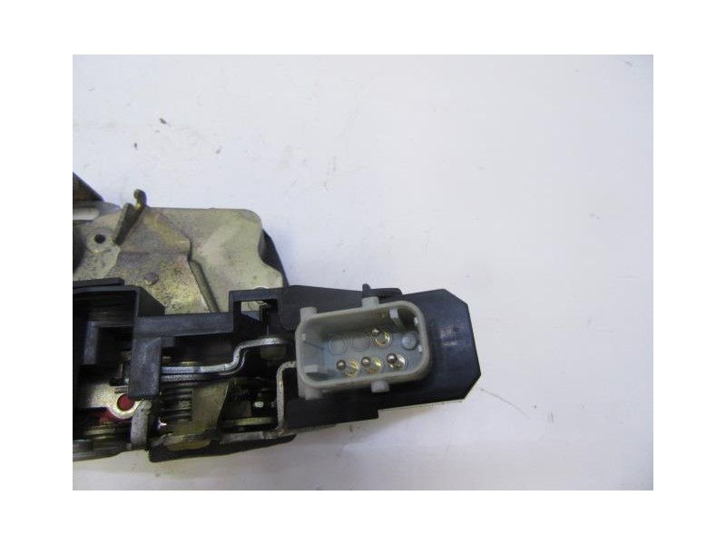 Recambio de cerradura pta. tras. dch. : bmw 530 : 3.0 td (183,55cv) [2000] para bmw  530 3.0 td referencia OEM IAM   