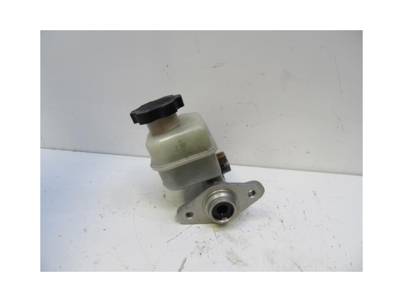 Recambio de bomba de freno : kia cerato : 1.6 g (104,96cv) [2005] para kia cerato 1.6 g referencia OEM IAM   