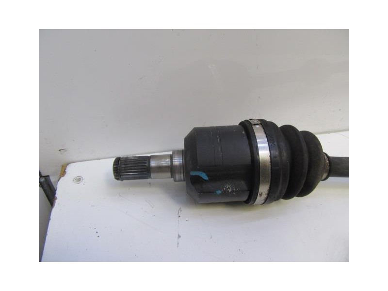 Recambio de transmision delantera dch. : kia cerato : 1.6 g (104,96cv) [2005] para kia cerato 1.6 g referencia OEM IAM   