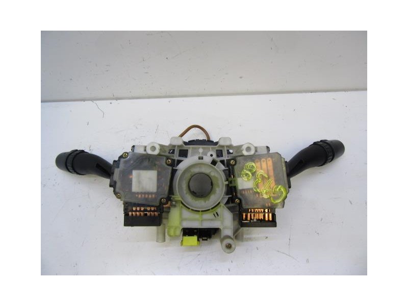 Recambio de mando luces y limpias : kia cerato : 1.6 g (104,96cv) [2005] para kia cerato 1.6 g referencia OEM IAM   