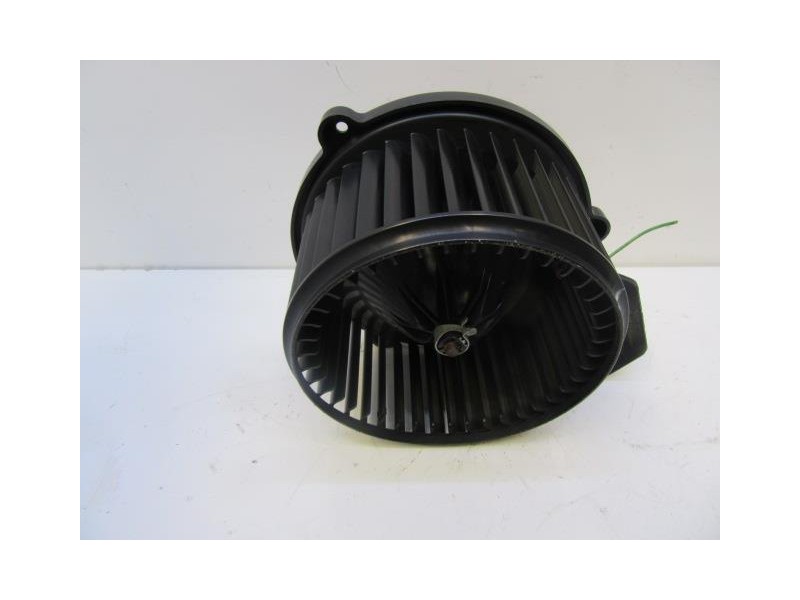 Recambio de motor calefaccion : kia cerato : 1.6 g (104,96cv) [2005] para kia cerato 1.6 g referencia OEM IAM CONRESISTENCIA  