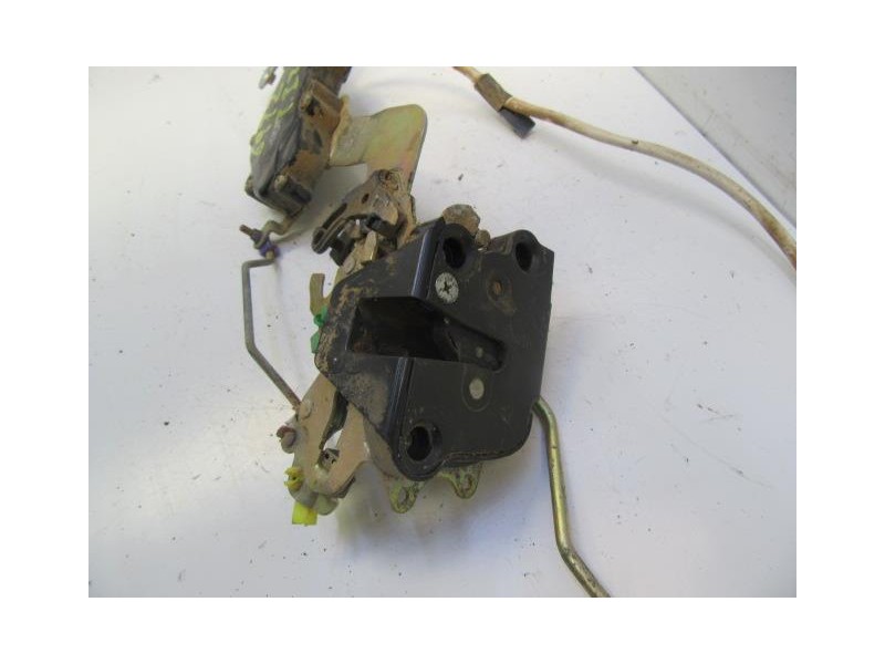 Recambio de cerradura pta. tras. izq. : suzuki baleno : 1.6 g (98,57cv) [1996] para suzuki baleno 1.6 g referencia OEM IAM   