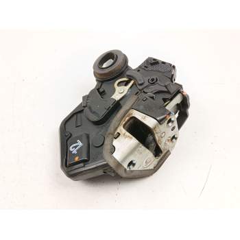 CERRADURA PUERTA TRASERA IZQUIERDA 690600K040 