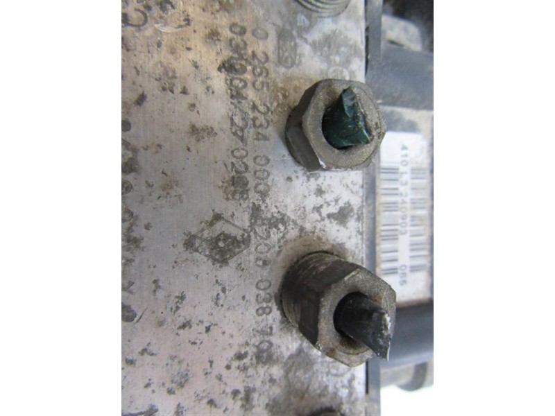 Recambio de abs : renault megane : 1.9 dci f9q b 800 megane coupe 3p [2004] para renault megane 1.9 dci  f9q b 800 megane coupe 