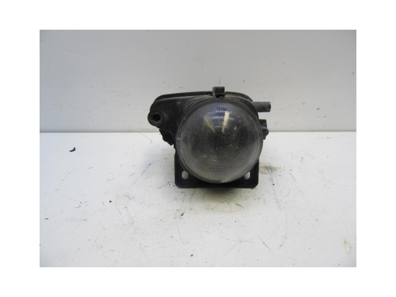 Recambio de antiniebla dch. : audi a6 : 2.5 td (149,56cv) [2002] para audi a6 2.5 td referencia OEM IAM   