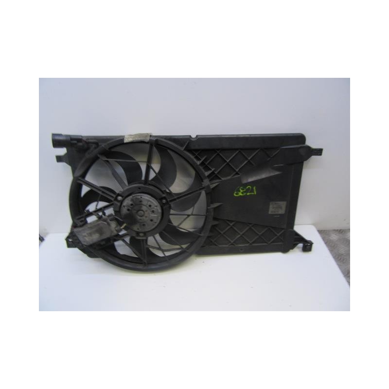Recambio de electroventilador : ford focus : 1.6 tdci (108,77cv) [2009] para ford focus 1.6 tdci referencia OEM IAM 3M5H-8C607-R