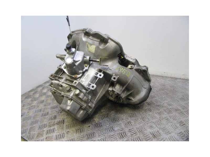 Recambio de cambio 5v (gasolina) : daewoo nubira : 1.6 g (108,77cv) [2004] para daewoo nubira 1.6 g referencia OEM IAM CRBC372  