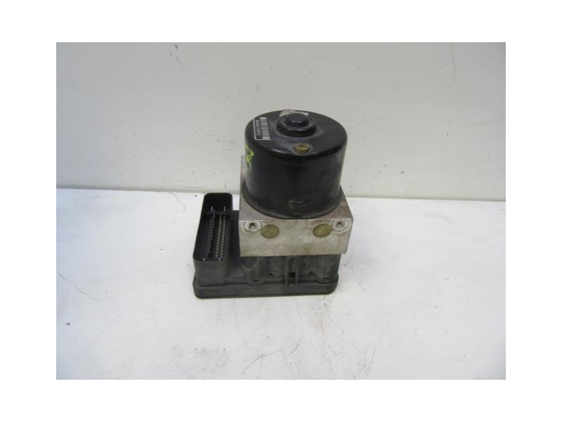 Recambio de abs : ford fiesta : 1.3 g (69,34cv) [2003] para ford fiesta 1.3 g referencia OEM IAM 2S61-2M110-CE  