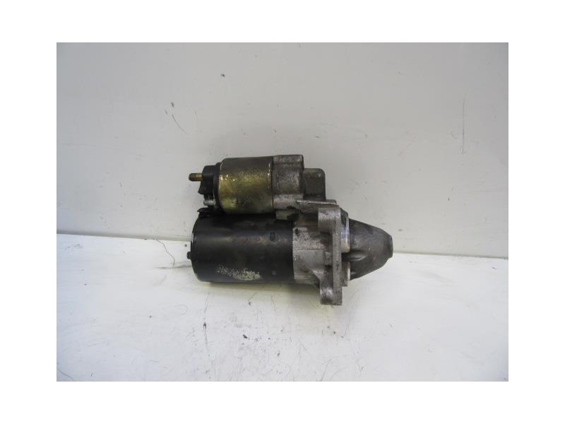 Recambio de motor arranque : ford fiesta : 1.3 g (69,34cv) [2003] para ford fiesta 1.3 g referencia OEM IAM 0001107410BOSH  