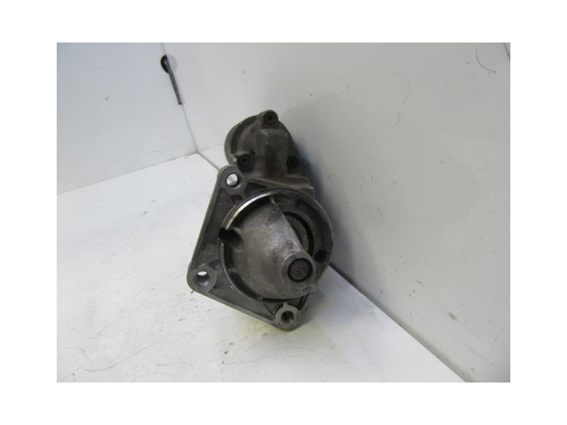 Recambio de motor arranque : ford fiesta : 1.3 g (69,34cv) [2003] para ford fiesta 1.3 g referencia OEM IAM 0001107410BOSH  