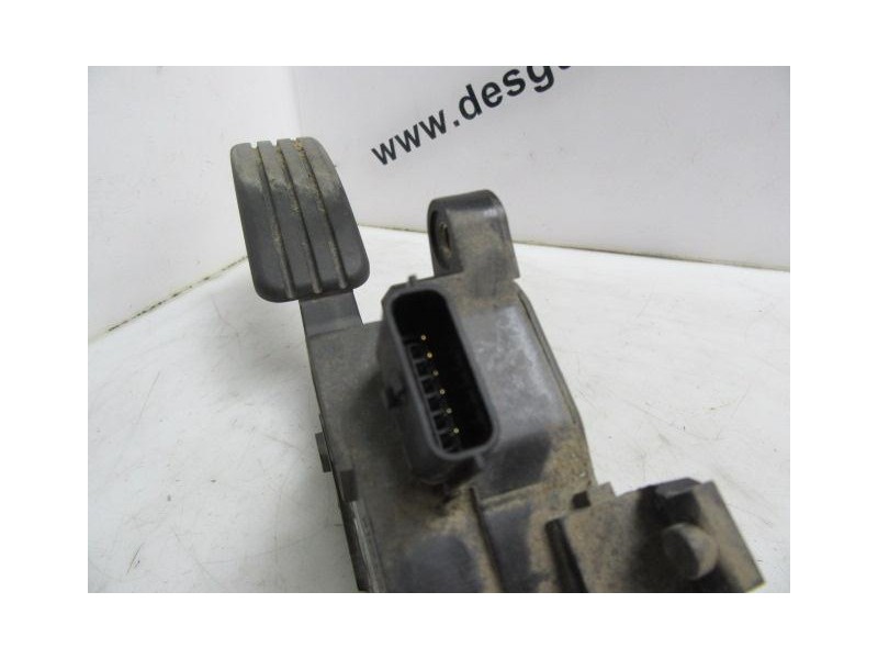 Recambio de potenciómetro aceleración : renault megane : 1.5 dci 5p [2009] para renault megane 1.5 dci referencia OEM IAM 180020