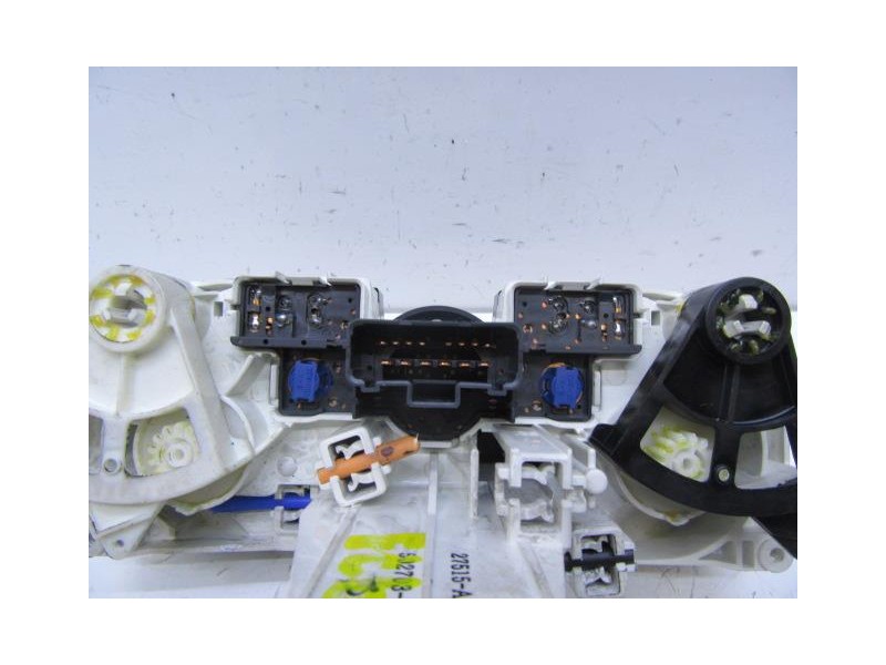Recambio de mandos calefaccion : nissan micra : 1.2 g (80,22cv) [2003] para nissan micra 1.2 g referencia OEM IAM 27515-AX721  