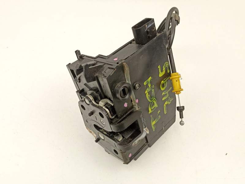 Recambio de cerradura puerta trasera derecha para peugeot 308 1.2 g style referencia OEM IAM 9810309880  