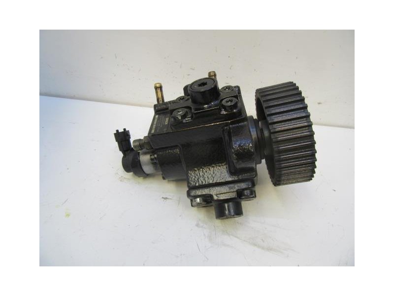 Recambio de bomba inyec. diesel : opel astra : 1.9 cdti (119,64cv) [2005] para opel astra 1.9 cdti referencia OEM IAM 0445010097