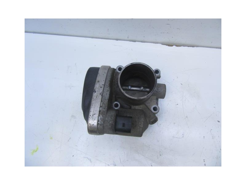 Recambio de caja mariposa : seat ibiza : 1.4 g (74,78cv) [2004] para seat ibiza 1.4 g referencia OEM IAM 036133062N  