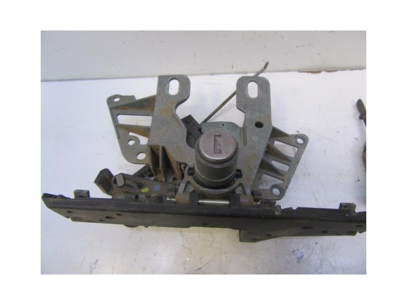 Recambio de antirrobo clausor arranque : volkswagen passat : 1.6 g (101cv) [1997] para volkswagen passat 1.6 g referencia OEM IA