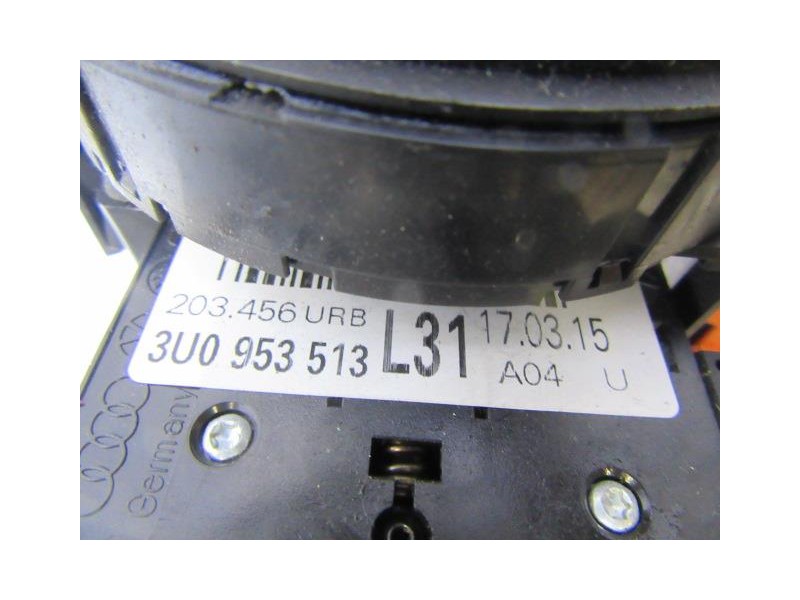 Recambio de mando luces y limpias : skoda octavia : 1.9 tdi (130,52cv) fr [2003] para skoda octavia 1.9 tdi fr referencia OEM IA