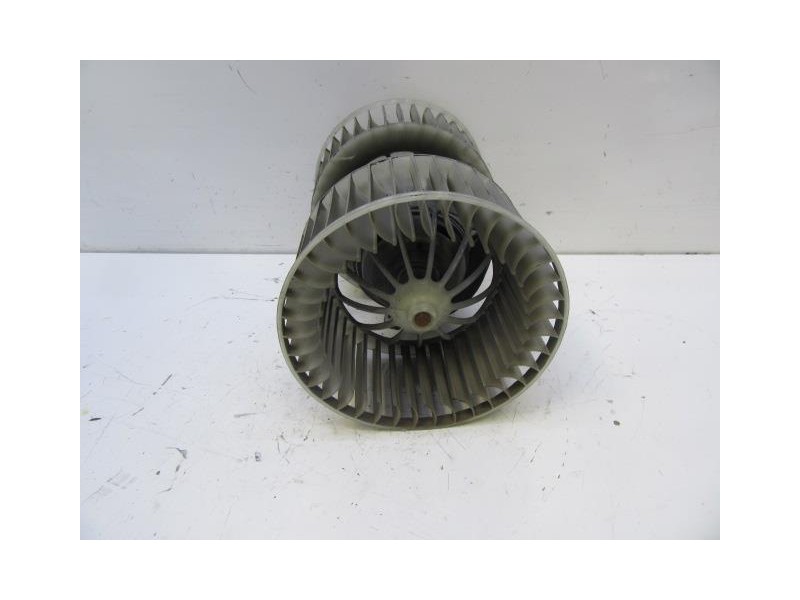 Recambio de motor calefaccion : bmw x3 : 2.0 td (149,56cv) 6v [2007] para bmw x3 2.0 td 6v referencia OEM IAM   