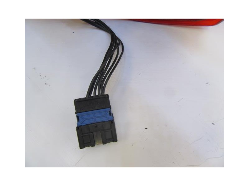 Recambio de piloto trasero dch. : citroen c 4 : 1.6 hdi (108,77cv) [2005] para citroen c 4 1.6 hdi referencia OEM IAM   