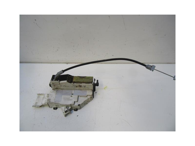 Recambio de cerradura pta. del. dch. : citroen c 4 : 1.6 hdi (108,77cv) [2005] para citroen c 4 1.6 hdi referencia OEM IAM 96471