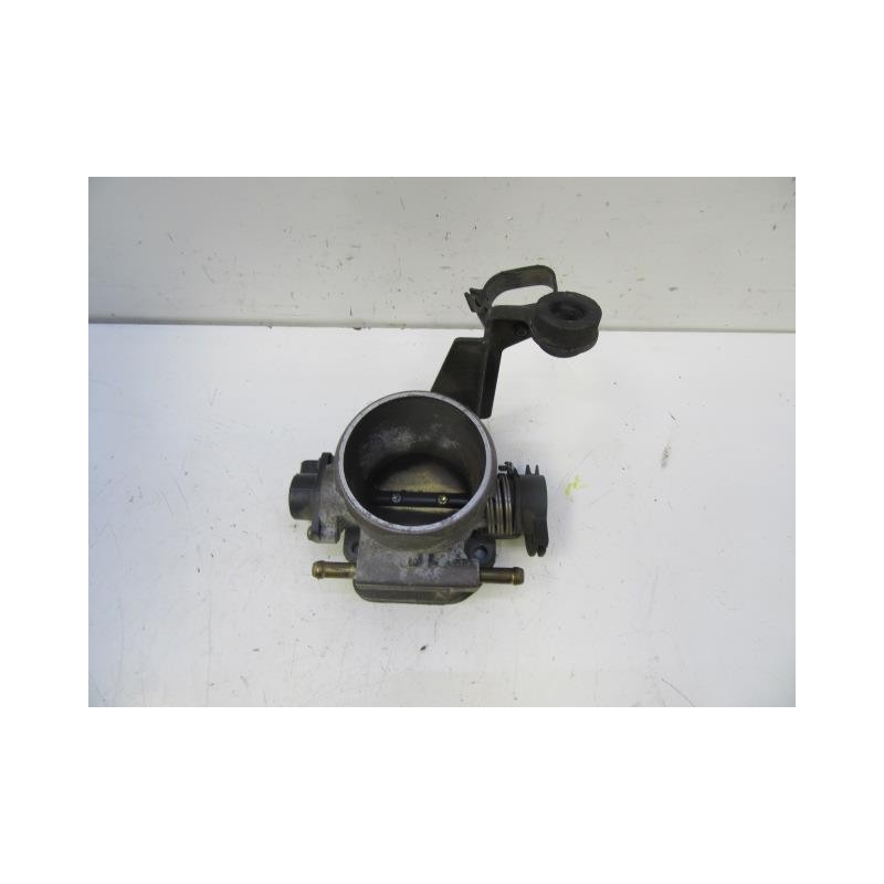 Recambio de caja mariposa : lancia delta : 1.6 g (103,33cv) [1998] para lancia delta 1.6 g referencia OEM IAM 54CFA262547  