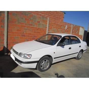 TOYOTA CARINA E VI (_T19_) de desguace