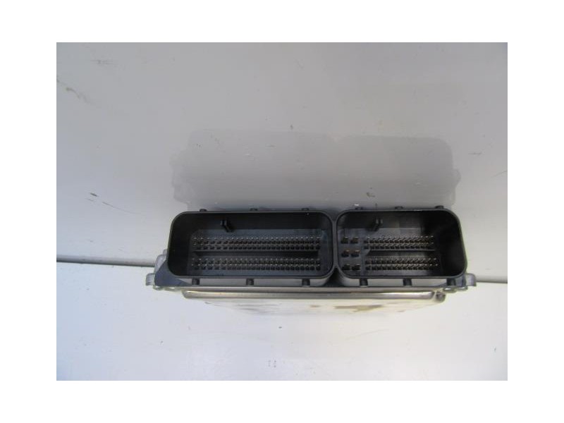 Recambio de centralita : bmw 118 : 2.0 td (142,76cv) 6v [2011] para bmw  118 2.0 td 6v referencia OEM IAM 0281017551BOSCH  