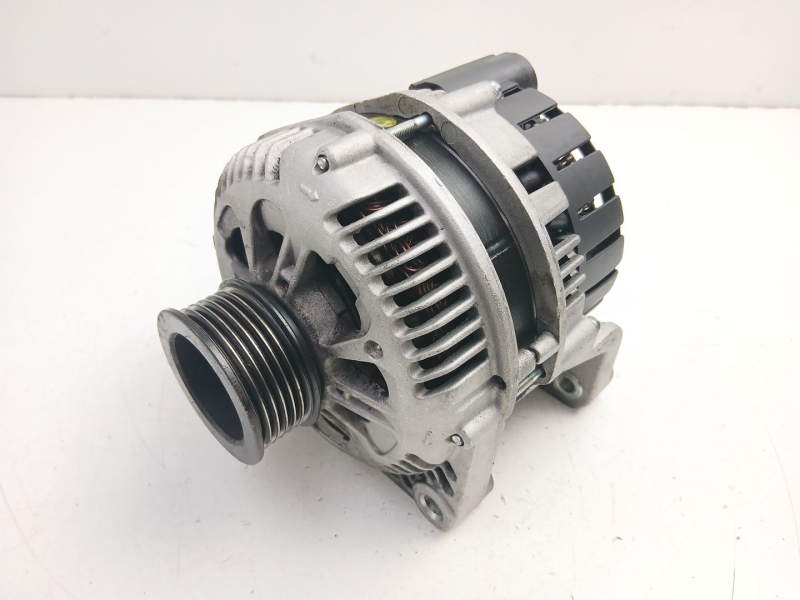 Recambio de alternador para bmw 3 (e46) 320 d referencia OEM IAM 12317797660 CGB10009 