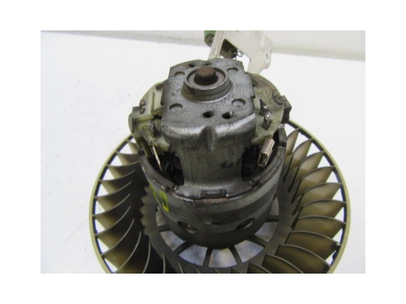 Recambio de motor calefaccion : bmw 318 : 1.7 td (89,73cv) [1997] para bmw  318 1.7 td referencia OEM IAM 0130111183CONRESISTENC