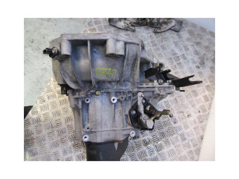 Recambio de cambio 5v (gasolina) : nissan micra : 1.2 g (80,22cv) [2003] para nissan micra 1.2 g referencia OEM IAM JH3103  
