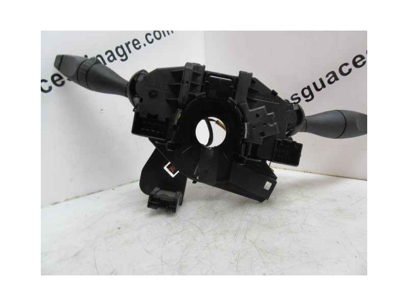 Recambio de mando luces y limpias : ford mondeo : 2.0 td (115,57cv) [2002] para ford mondeo 2.0 td referencia OEM IAM   