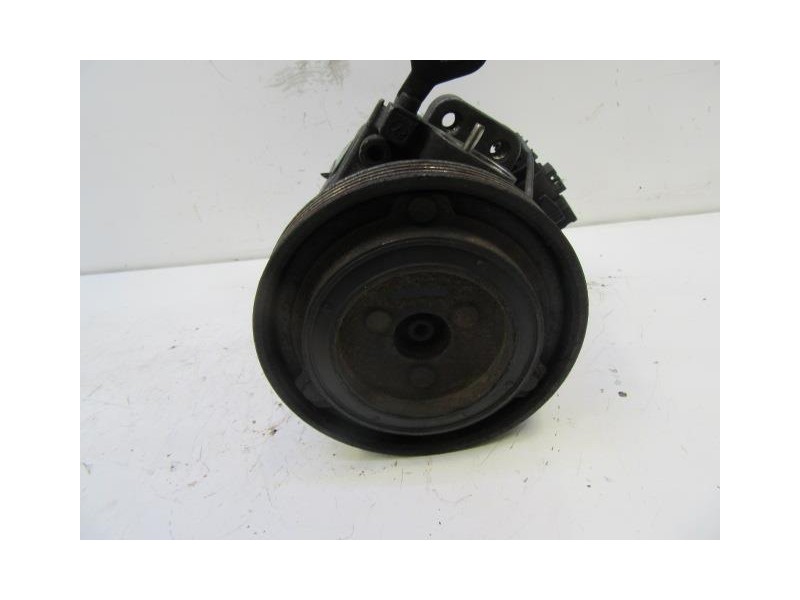 Recambio de aire acondicionado : bmw 318 : 1.7 td (89,73cv) [1997] para bmw  318 1.7 td referencia OEM IAM 6452839022B  