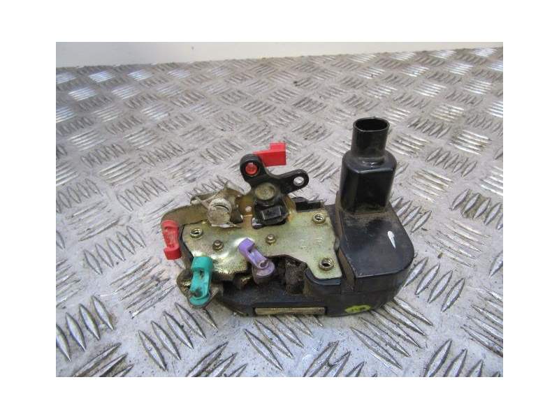 Recambio de cerradura puerta delantera derecha para chrysler stratus 2.0 g referencia OEM IAM   
