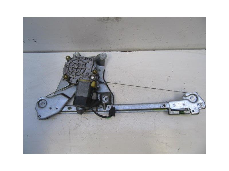 Recambio de elevalunas elec. tra. dch. : audi 100 : 2.6 g (149,56cv) [1994] para audi 100 2.6 g referencia OEM IAM ELECTRICO  